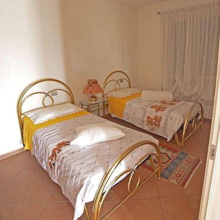Casa Vacanze Al Capriano Appartamento Mora Cantello エクステリア 写真